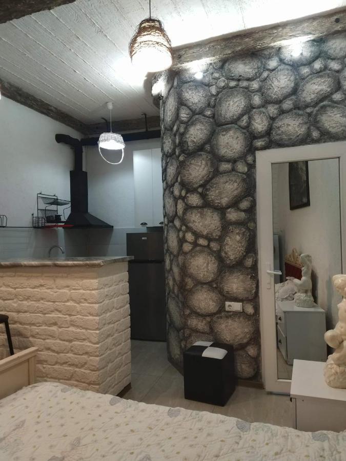 4 Chocolate Apartments In Old Tbilisi ภายนอก รูปภาพ