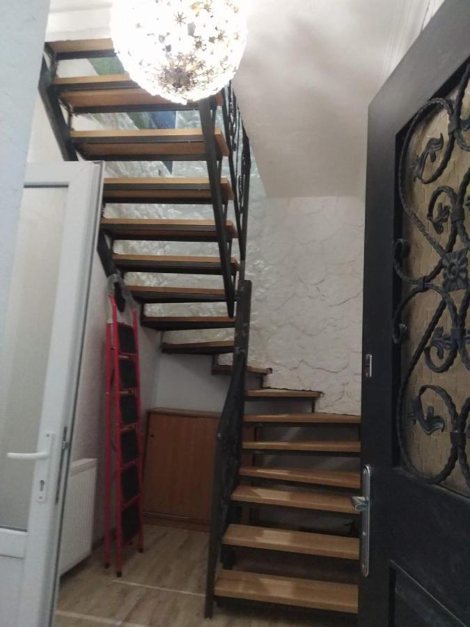 4 Chocolate Apartments In Old Tbilisi ภายนอก รูปภาพ