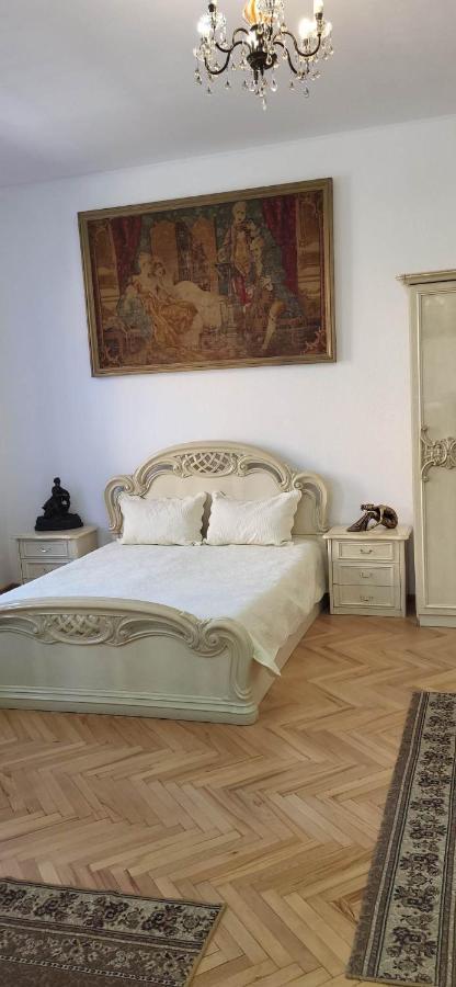 4 Chocolate Apartments In Old Tbilisi ภายนอก รูปภาพ