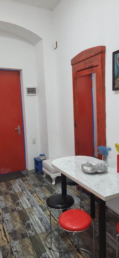 4 Chocolate Apartments In Old Tbilisi ภายนอก รูปภาพ