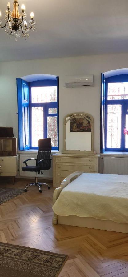 4 Chocolate Apartments In Old Tbilisi ภายนอก รูปภาพ
